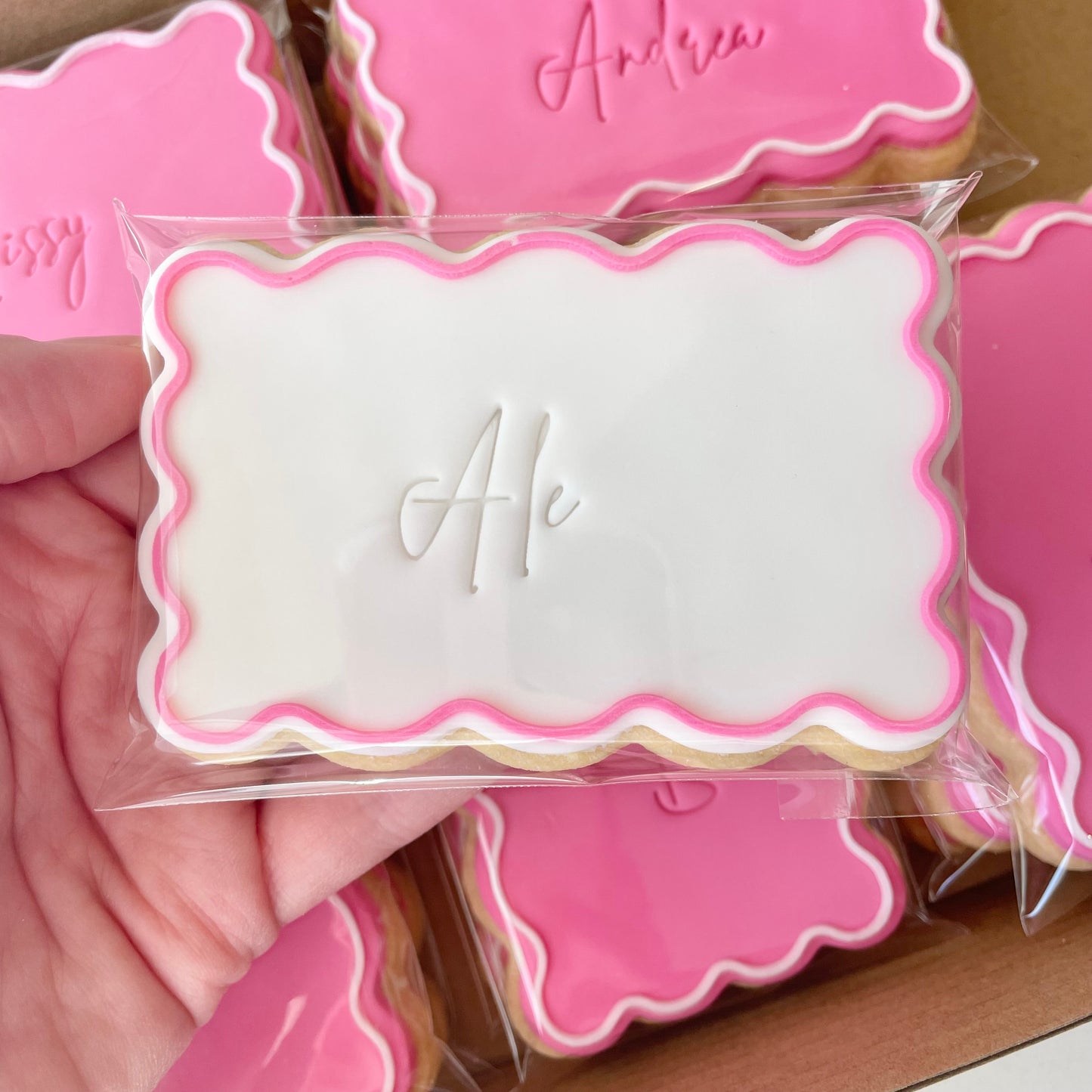 Waved Rectangle Place Card Cookies