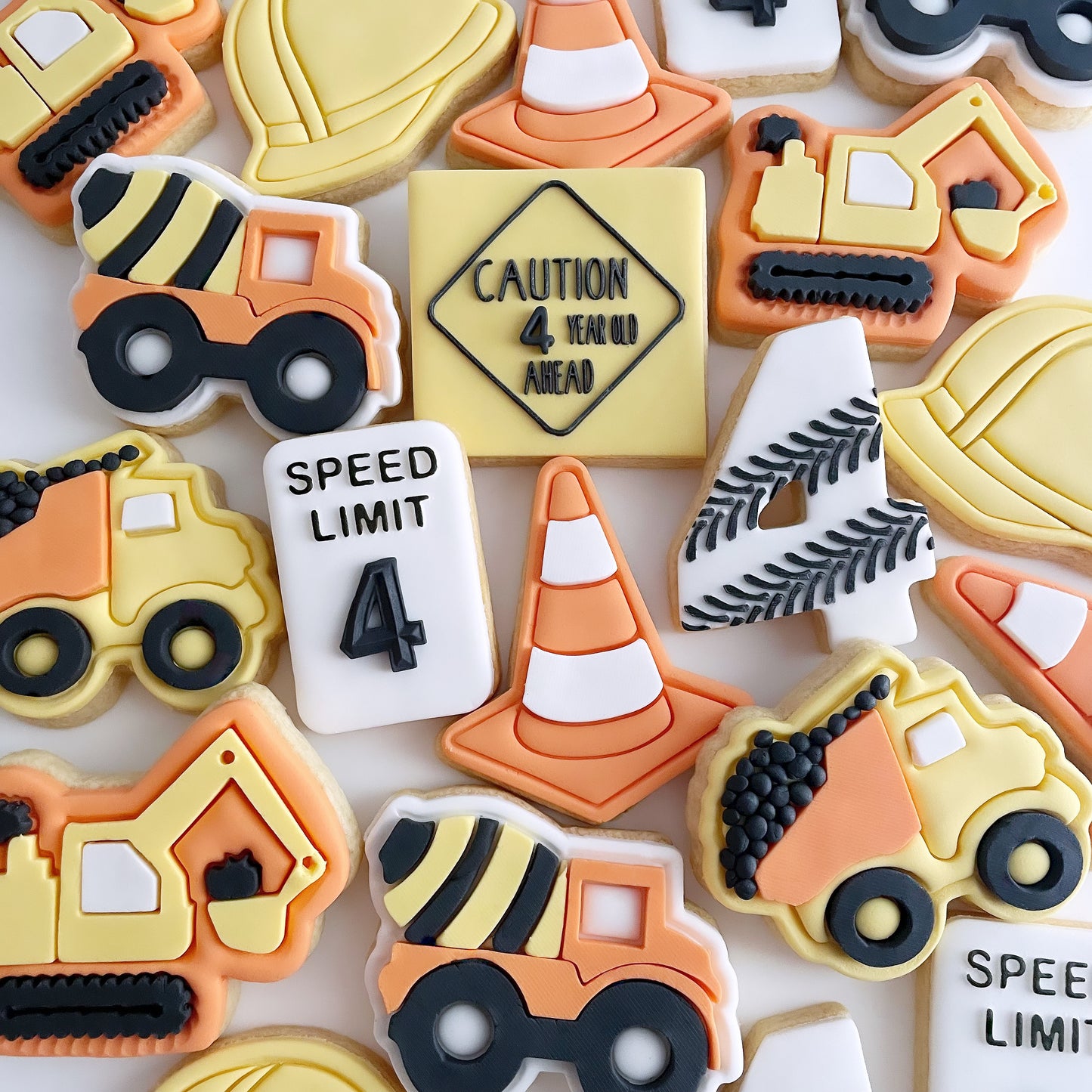 Detailed Construction Cookie Set 24 Pack