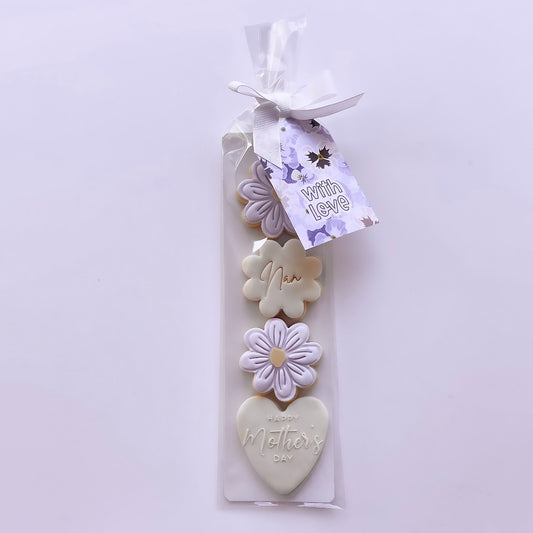 Mother's Day Mini Flowers in Lilac